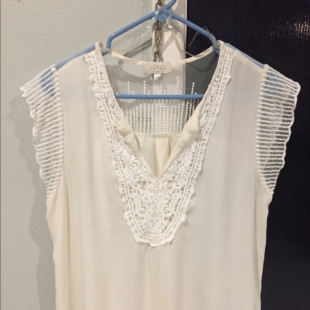 Soulmate Sheer lace top size XL